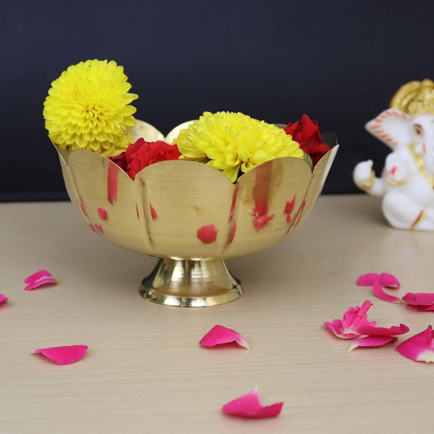 Handcrafted Pure Brass Lotus Petal Flower Bowl – Decorative Scalloped Urli for Home Décor, Puja Rituals & Table Centerpieces